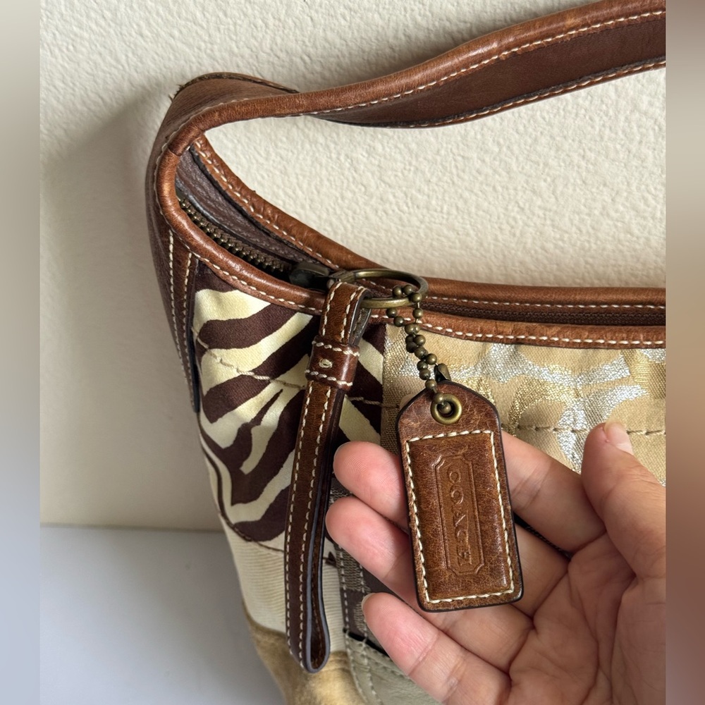 COACH Y2K Ergo Signature Patchwork 10808 Khaki Dark Brown Multi Hobo Bag - Picture 2 of 10